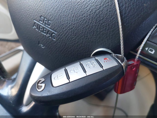Infiniti 2014 2014 JN1BV7AP8EM683244 Image 11