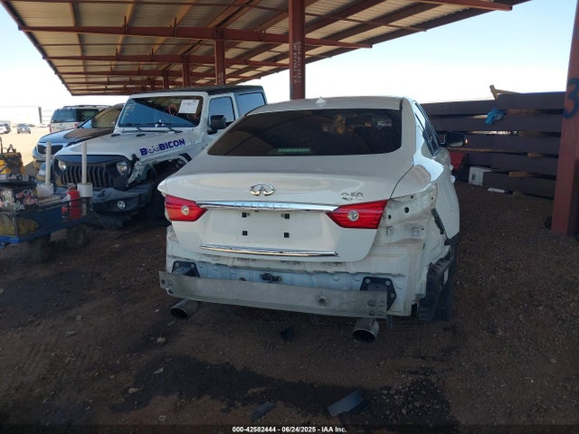Infiniti 2014 2014 JN1BV7AP8EM683244 Image 6
