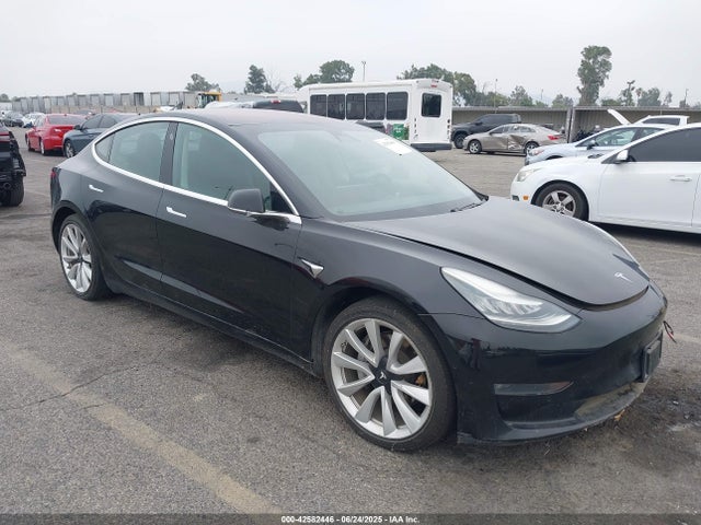 2018 TESLA MODEL 3 5YJ3E1EA9JF176067 Photo 0