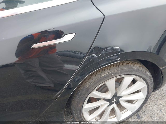 2018 TESLA MODEL 3 5YJ3E1EA9JF176067 Photo 5