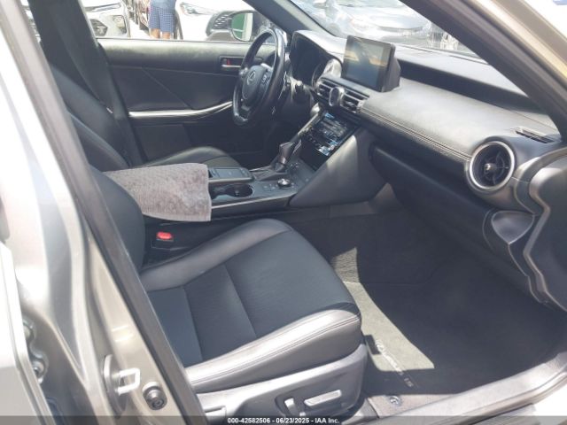 2021 LEXUS IS 300 JTHCA1D23M5114416 Photo 4