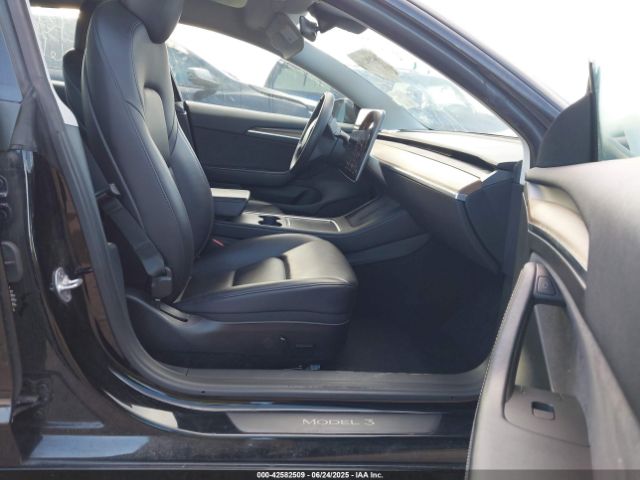 5YJ3E1EB9PF415232 Tesla MODEL 3