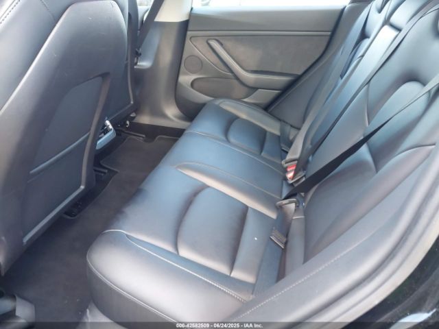 5YJ3E1EB9PF415232 Tesla MODEL 3