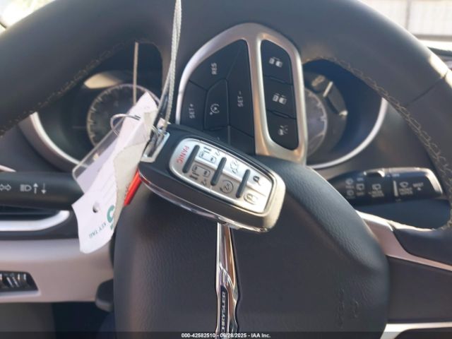 2024 CHRYSLER PACIFICA 2C4RC1BG2RR135854 Photo 10