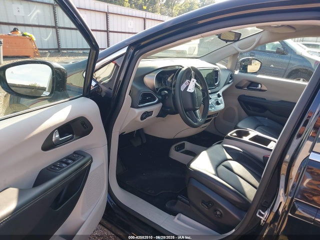 2C4RC1BG2RR135854 Chrysler 2024