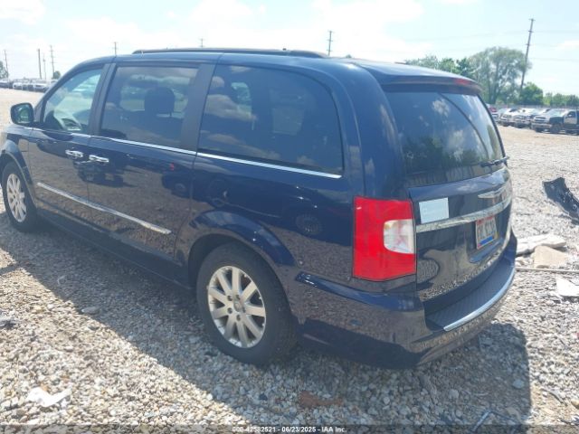 2015 CHRYSLER TOWN & COUNTRY 2C4RC1BG5FR664646 Photo 2