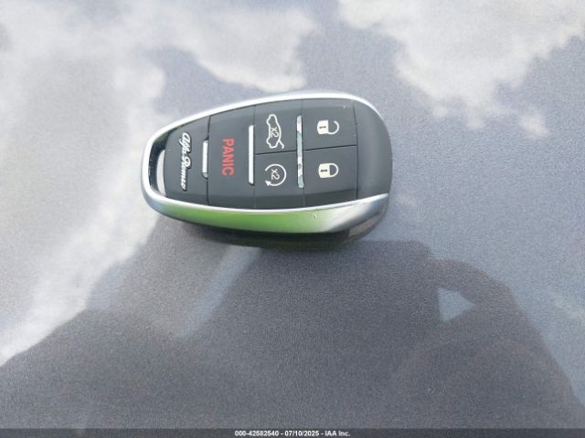 2023 ALFA ROMEO GIULIA ZARFAMBN1P7671157 Photo 10