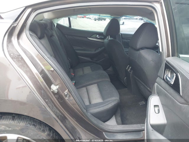 1N4AA6AP6GC445454 Nissan Maxima