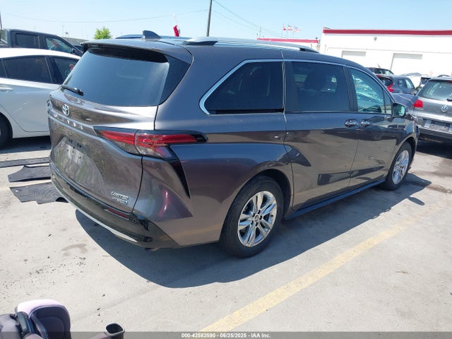 5TDZSKFCXRS111079 Toyota a25a-fxs
