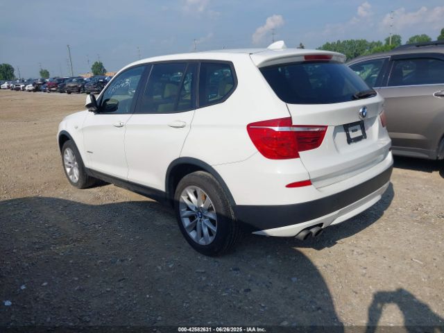 2013 BMW X3 5UXWX9C54D0A15206 Photo 2