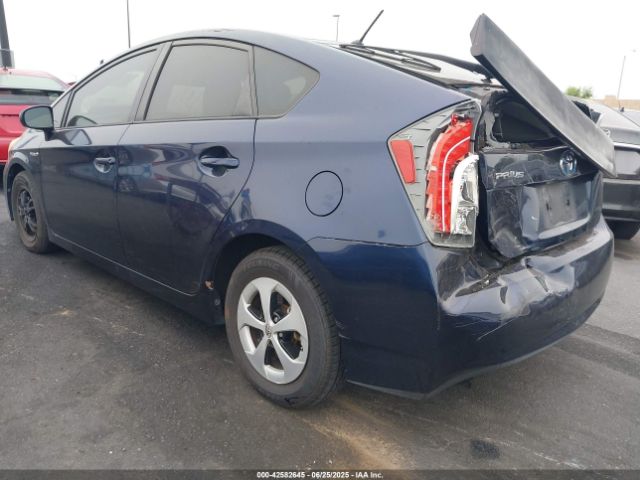 2014 TOYOTA PRIUS JTDKN3DU9E0392699 Photo 2
