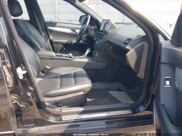 2009 MERCEDES-BENZ C 300 WDDGF54XX9R057094 Photo 4