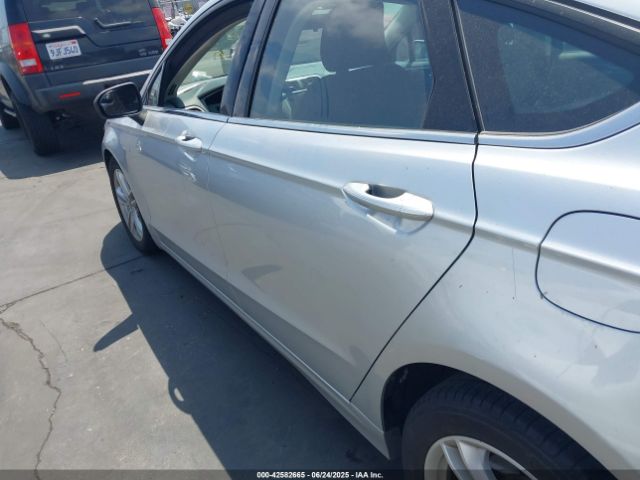 3FA6P0H75JR180901 Ford 2018