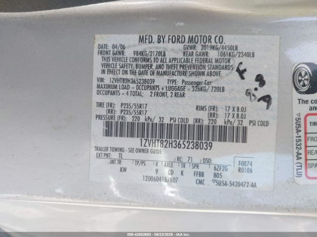 2006 FORD MUSTANG 1ZVHT82H365238039 Photo 8