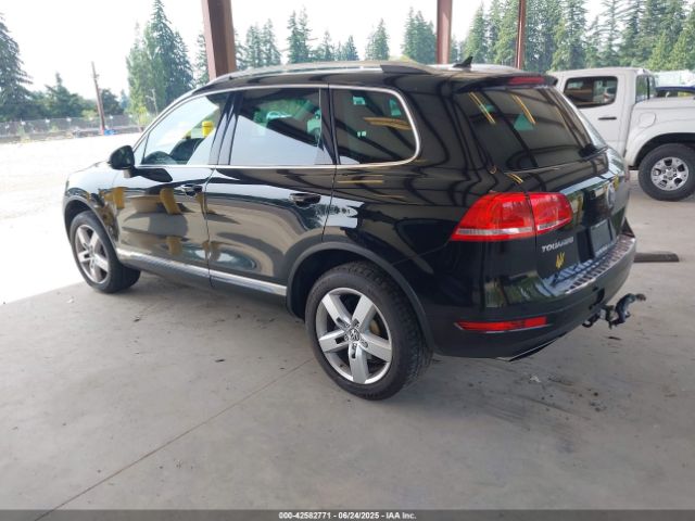 2013 VOLKSWAGEN TOUAREG WVGEF9BP7DD011476 Photo 2