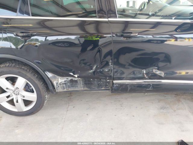 2013 VOLKSWAGEN TOUAREG WVGEF9BP7DD011476 Photo 5