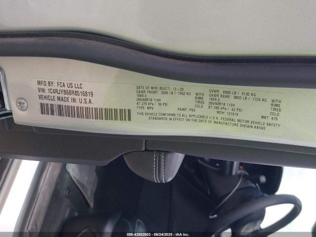 2024 JEEP GRAND CHEROKEE 4XE 1C4RJYB68R8516819 Photo 8