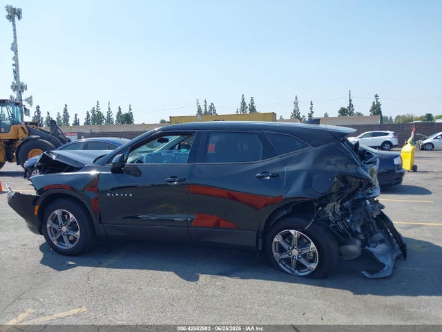 Chevrolet lsy 2023 3GNKBCR43PS161897 Image 14