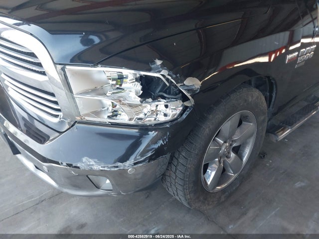 RAM 1500 2019 1C6RR6LT3KS573401 Image 6