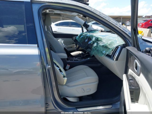 2025 KIA SORENTO 5XYRK4JF2SG360041 Photo 4