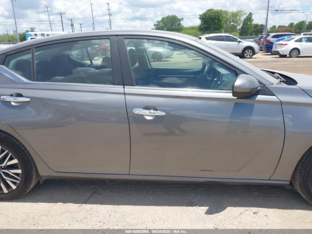 1N4BL4DV2PN386789 Nissan 2023