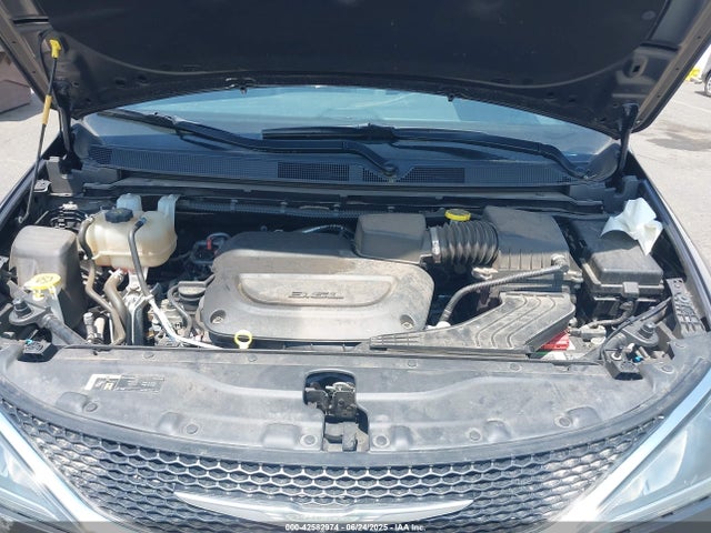 2C4RC1GG4LR127643 Chrysler Pacifica