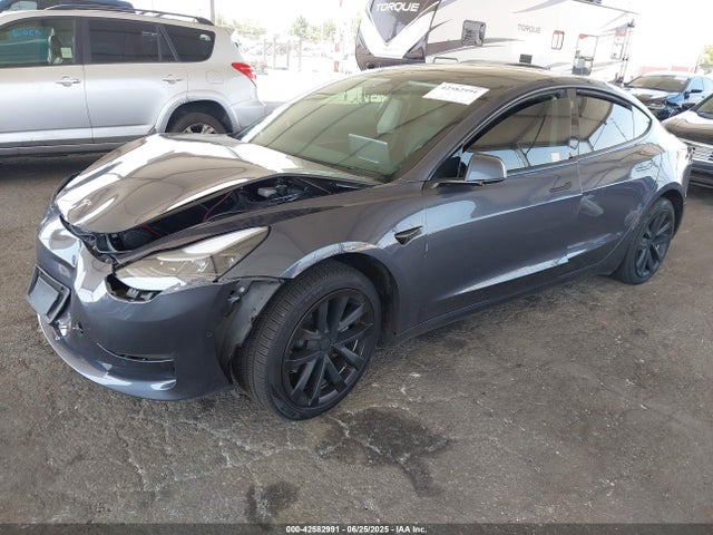 2022 TESLA MODEL 3 5YJ3E1EAXNF212578 Photo 1