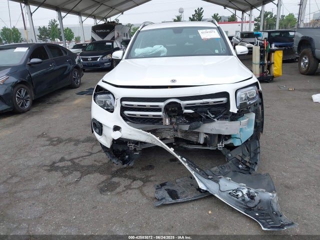 W1N4M4HBXMW086772 Mercedes-Benz m260