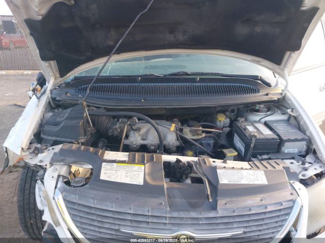 2002 CHRYSLER TOWN & COUNTRY 2C8GP54L92R502475 Photo 9