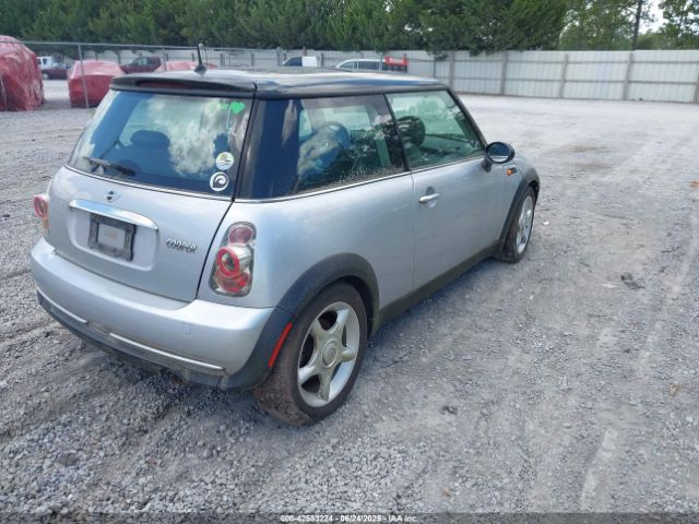 2002 MINI COOPER WMWRC33432TE11649 Photo 3
