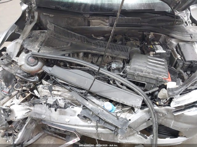 Volkswagen 1.4 tsi 2019 3VWC57BU7KM171350 Image 10