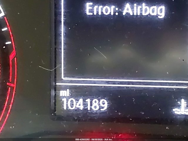 Volkswagen 1.4 tsi 2019 3VWC57BU7KM171350 Image 16