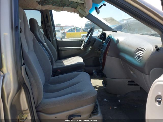 2003 CHRYSLER TOWN & COUNTRY 2C4GP44393R306985 Photo 4