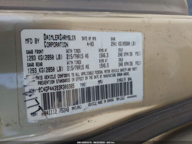 2003 CHRYSLER TOWN & COUNTRY 2C4GP44393R306985 Photo 8