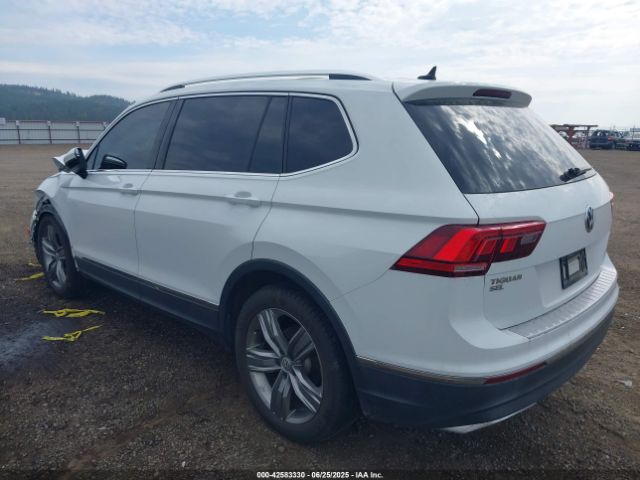2018 VOLKSWAGEN TIGUAN 3VV2B7AX6JM012841 Photo 2