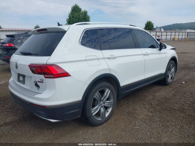 2018 VOLKSWAGEN TIGUAN 3VV2B7AX6JM012841 Photo 3