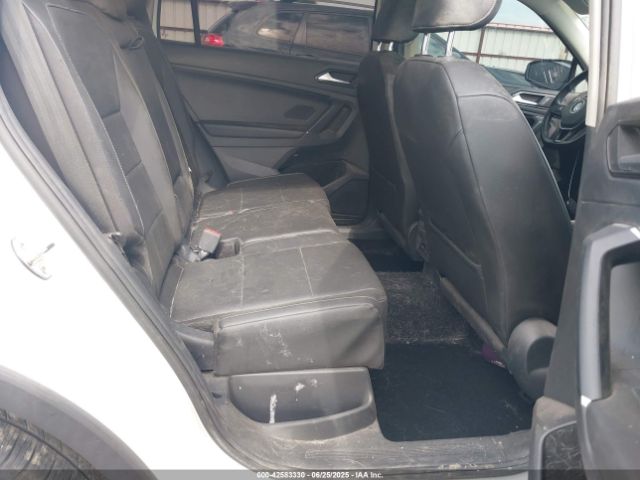 2018 VOLKSWAGEN TIGUAN 3VV2B7AX6JM012841 Photo 7