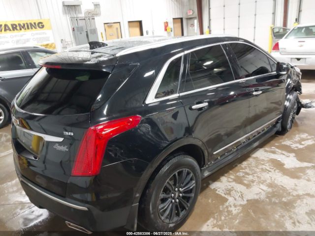 2017 CADILLAC XT5 1GYKNDRSXHZ119620 Photo 3