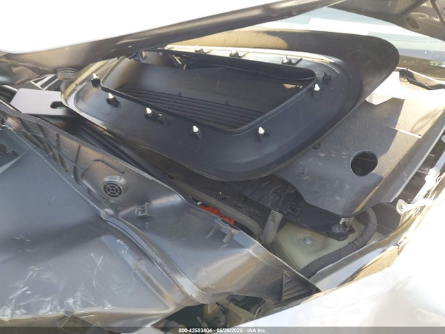 2025 TESLA MODEL Y 7SAYGDEE4SF281303 Photo 9