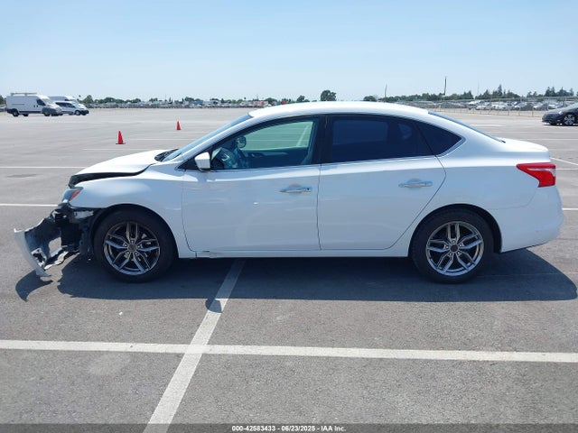 Nissan 2018 2018 3N1AB7AP0JY302370 Image 14