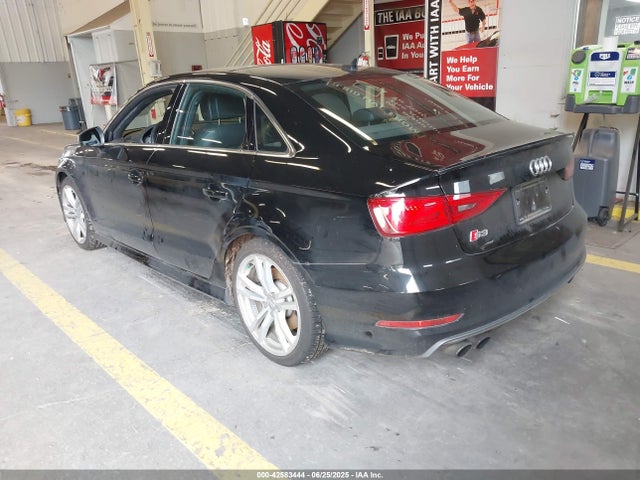 2015 AUDI S3 WAUBFGFF2F1132026 Photo 2
