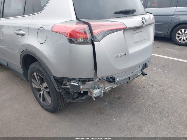 Toyota 2ar-fe 2018 2T3WFREV9JW467447 Image 17
