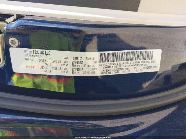 2C4RC1H76JR229988 Chrysler 2018