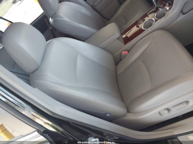 Продажа на аукционе авто 2013 Toyota Highlander Hybrid Limited V6, vin: JTEDC3EH4D2014692, номер лота: 42583581