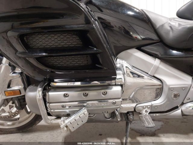 2002 HONDA GL1800 1HFSC470X2A113552 Photo 8