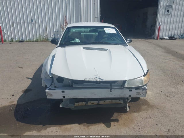 42583623 :رقم المزاد ، 1FAFP40461F256146 vin ، 2001 Ford Mustang مزاد بيع