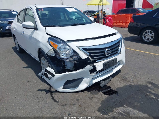 3N1CN7APXJL886094 Nissan Versa