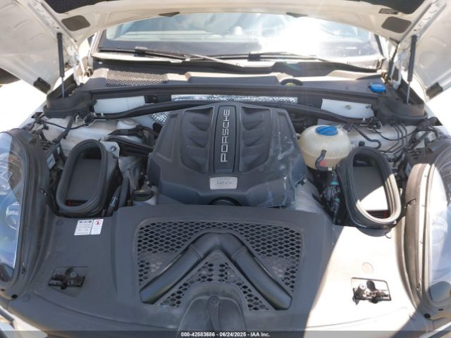 2018 PORSCHE MACAN WP1AG2A5XJLB63453 Photo 9