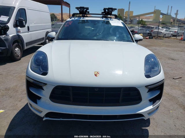 Porsche Macan 2018 WP1AG2A5XJLB63453 Image 12