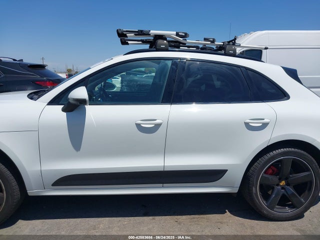 Porsche Macan 2018 WP1AG2A5XJLB63453 Image 14